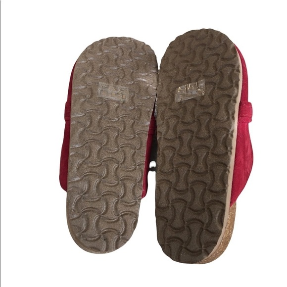 NEW Journee Collection Red Mule Flat Red Slip On Faux Fur Lining Gold Chain 9 - Picture 9 of 10